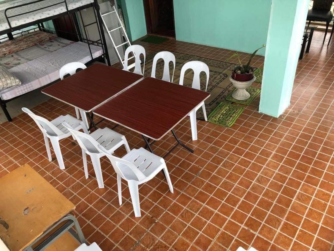 The Mansion - Backpackers Near Airport Apartment Manila Exterior foto