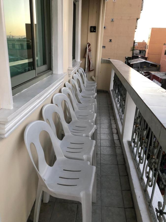The Mansion - Backpackers Near Airport Apartment Manila Exterior foto