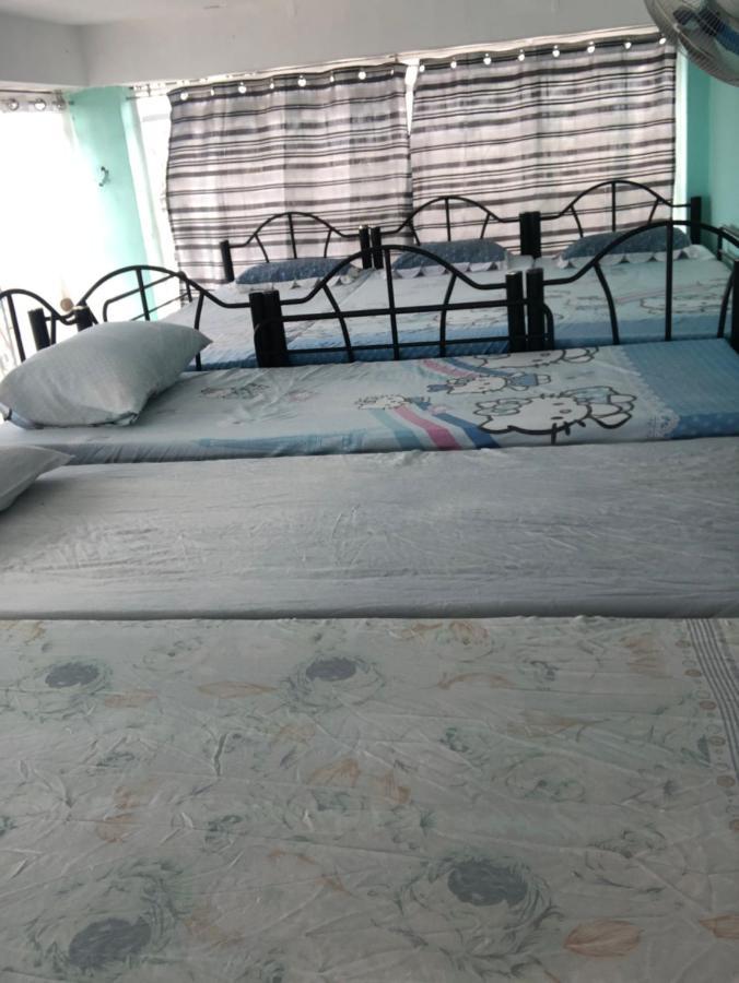 The Mansion - Backpackers Near Airport Apartment Manila Exterior foto