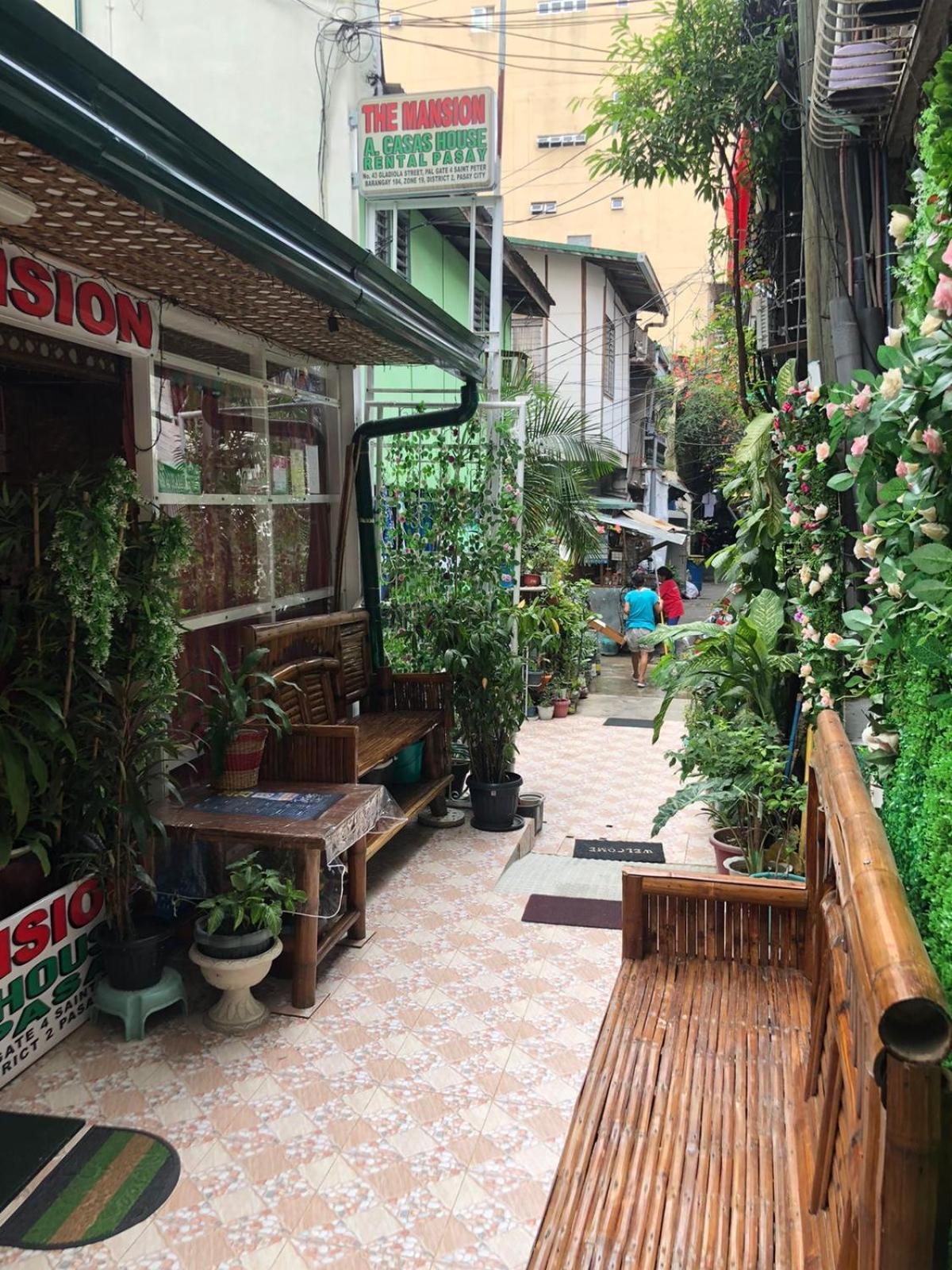 The Mansion - Backpackers Near Airport Apartment Manila Exterior foto
